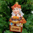 Стеклянная ёлочная игрушка ручной работы «Баба-Яга на сундуке».