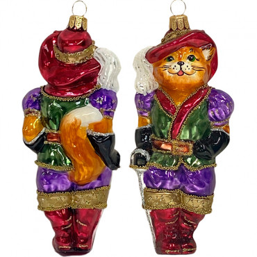 «Кот в сапогах» – стеклянная елочная игрушка.