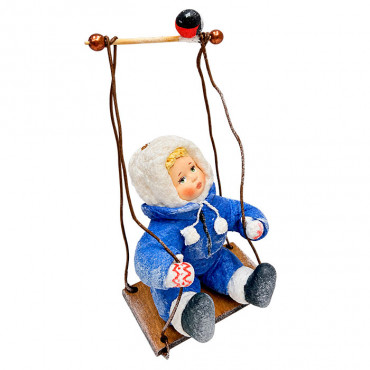 Новогодняя ёлочная игрушка из ваты «Малыш на качелях».