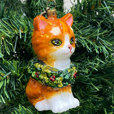 Новогодняя игрушка ручной работы «Котенок с рождественским венком».