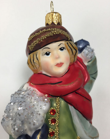 Ёлочная игрушка из стекла в винтажном стиле «Мальчик со снежком».